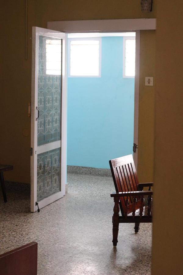 Hotel Bed And Bath For 1-8 People Thiruvananthapuram Exterior foto